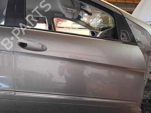 Used Right front door MERCEDES-BENZ B-CLASS Sports Tourer (W245) B 180 CDI (245.207) (109 hp) 25844096