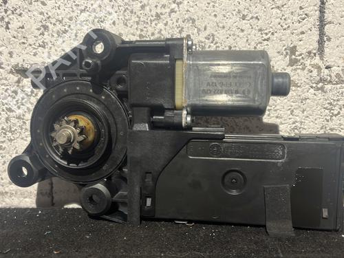 Used Left front window motor Left front window motor RENAULT GRAND SCÉNIC III (JZ0/1_) 1.5 dCi (JZ09, JZ0D, JZ10, JZ14, JZ1G, JZ29, JZ2C) (110 hp) 29373034 29373034