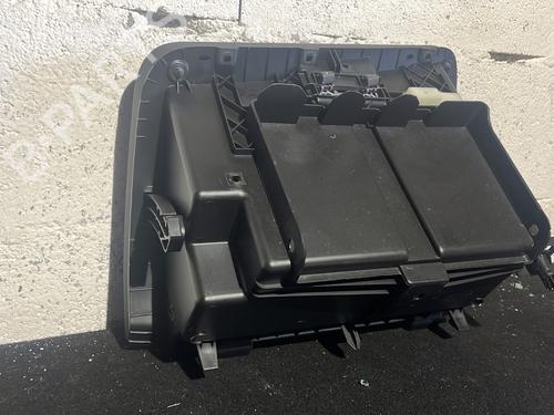 Used Glove box Glove box ALFA ROMEO MITO (955_) 1.4 (955.AXB1B, 955.AXU1A) (78 hp) 28523657 28523657
