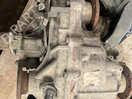 Gir Fordelingskasse SUZUKI JIMNY Closed Off-Road Vehicle (SN) 1.5 DDiS 4x4 (86 hp) 32670393