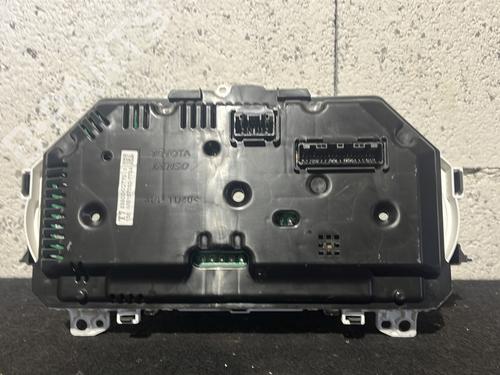 Used Instrument cluster Instrument cluster TOYOTA YARIS (_P13_) 1.5 Hybrid (NHP130_, NHP130) (101 hp) 27319183 27319183