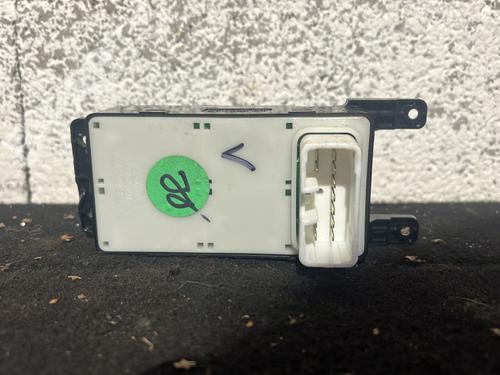 Left front window switch HYUNDAI i20 I (PB, PBT) 1.2 | BP29918836I27