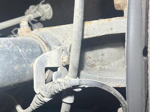 Used Right front steering knuckle Right front steering knuckle AUDI Q3 (8UB, 8UG) 2.0 TDI quattro (150 hp) 27389855 27389855