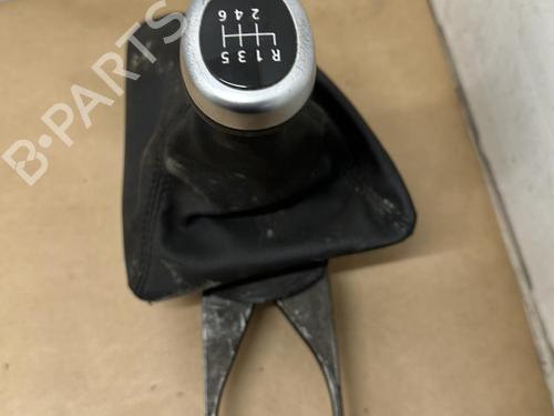 Used Shift knob BMW 1 (E87) 118 d (136 hp) 21862796