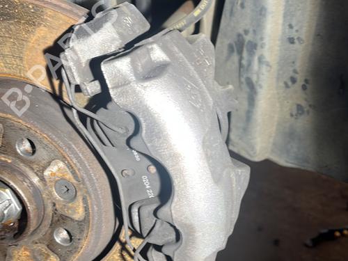 Højre bremsekaliber foran RENAULT CAPTUR I (J5_, H5_) 1.5 dCi 90 (J5N4, J5M5, J5MW, J5M6, J5AL, J5AJ) (90 hp) 27376282