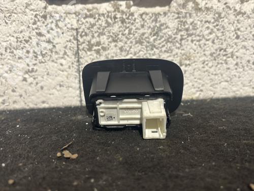 Used Left rear window switch Left rear window switch PEUGEOT 2008 I (CU_) 1.2 THP 110 / PureTech 110 (110 hp) 27746155 27746155