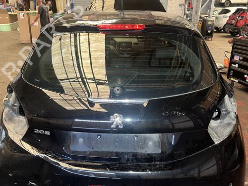 Used Tailgate PEUGEOT 208 I (CA_, CC_) 1.5 BlueHDI 100 (102 hp) 28543493