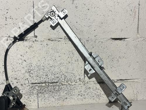 Used Front right window mechanism Front right window mechanism VW GOLF II (19E, 1G1) 1.8 (90 hp) 31947919 31947919