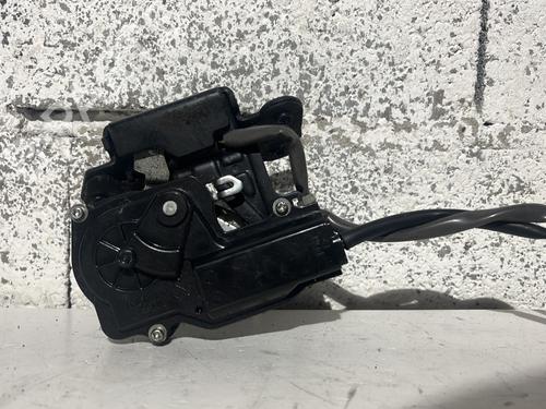 Tailgate lock TOYOTA COROLLA Verso (ZER_, ZZE12_, R1_) 2.2 D-4D (AUR10_, AUR10R) | BP32341485C101