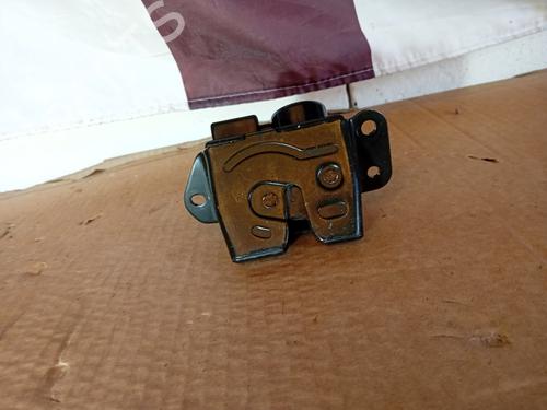 Used Tailgate lock Tailgate lock KIA CARENS III MPV (UN) 2.0 CRDi 135 (136 hp) 21865915 21865915