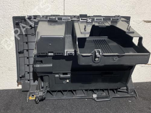 Handskerum SEAT IBIZA V (KJ1, KJG) 1.0 MPi | BP20868796C95 