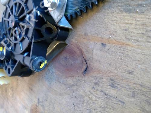 Used Front right window mechanism NISSAN MICRA IV (K13K, K13KK) 1.2 DIG-S (98 hp) 21860781