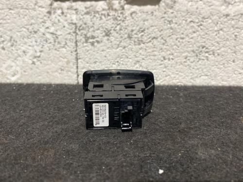 Right rear window switch BMW 3 Touring (F31) 330 d | BP22235848I28 