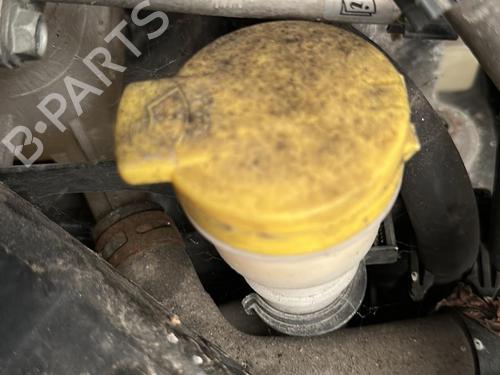 Used Windscreen washer tank RENAULT MEGANE III Grandtour (KZ0/1) 1.5 dCi (KZ09, KZ0D, KZ1G, KZ29, KZ14, KZ1W, KZ10, KZ1F,... (110 hp) 20859931