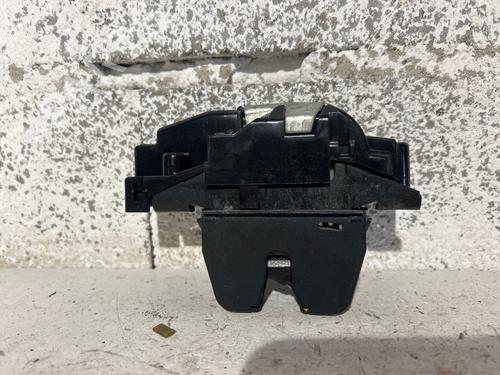 Used Tailgate lock Tailgate lock PEUGEOT 207 (WA_, WC_) 1.4 HDi (68 hp) 39664316 39664316