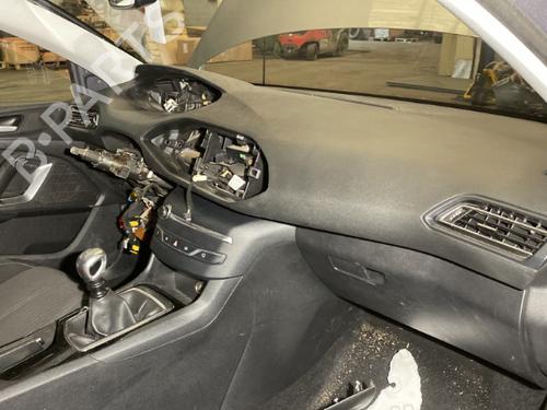 Used Dashboard PEUGEOT 308 II (LB_, LP_, LW_, LH_, L3_) 1.6 BlueHDi 120 (120 hp) 20872915