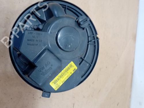 Heater blower motor VW TOURAN (1T1, 1T2) 2.0 TDI 16V | BP21865454M62 