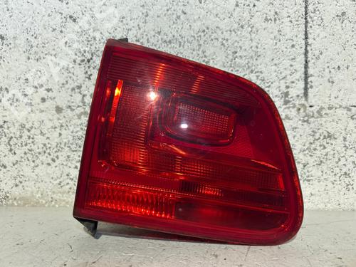 left-tailgate-light-vw-tiguan-5n_-2007-2008-2009-2010-2011-2012-2013-2014-2015-2016-2017-2018-39006436 main image