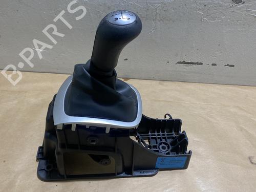 Used Gear lever Gear lever RENAULT MEGANE III Hatchback (BZ0/1_, B3_) 1.5 dCi (BZ0C) (90 hp) 21862117 21862117