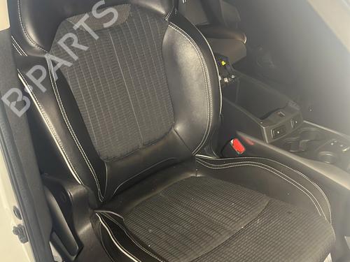 Used Right front seat RENAULT KADJAR (HA_, HL_) 1.6 dCi 130 (HLA4) (130 hp) 26962567
