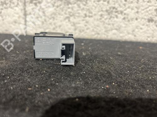 Used Left rear window switch Left rear window switch VW POLO V (6R1, 6C1) 1.4 TDI (75 hp) 25924039 25924039