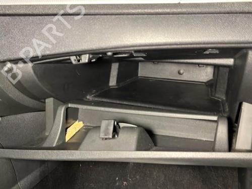 Used Glove box RENAULT MEGANE III Coupe (DZ0/1_) 1.5 dCi (DZ09, DZ0D, DZ1F, DZ1G, DZ14, DZ29) (110 hp) 20866071