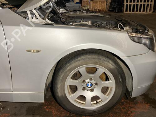 Used Right front fenders BMW 5 (E60) 530 d (218 hp) 20864906