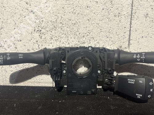 Used Steering column stalk Steering column stalk RENAULT MEGANE IV Hatchback (B9A/M/N_) 1.5 dCi 110 (B9A3) (110 hp) 29422524 29422524