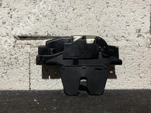 Used Tailgate lock CITROËN BERLINGO MULTISPACE (B9) 1.6 HDi 90 (92 hp) 24297169