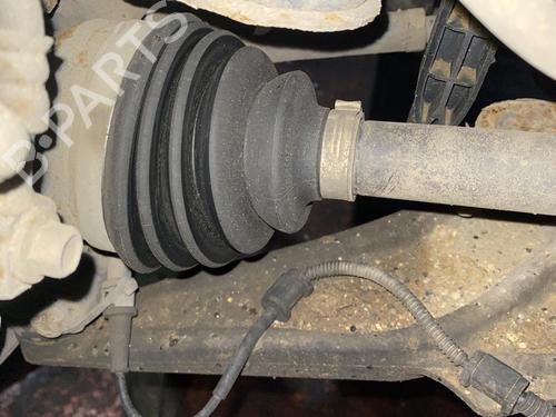 Used Right front driveshaft Right front driveshaft OPEL ASTRA J (P10) 1.7 CDTI (68) (110 hp) 21862318 21862318