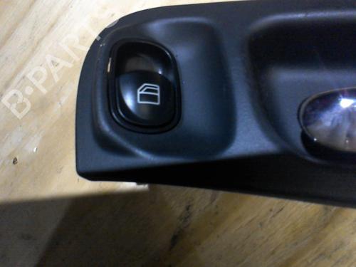 Højre bagtil elrude kontakt MERCEDES-BENZ C-CLASS T-Model (S203) [2001-2007]  21858021