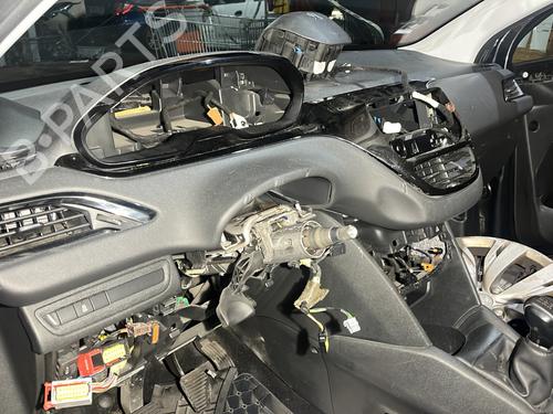 Used Dashboard Dashboard PEUGEOT 208 I (CA_, CC_) 1.4 HDi (68 hp) 30439509 30439509
