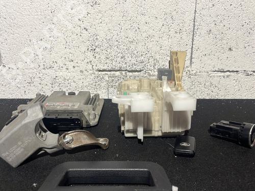 Elektronik Modul für TOYOTA YARIS (_P9_) 1.4 D-4D (NLP90_, NLP90R) (90 hp) 31290231