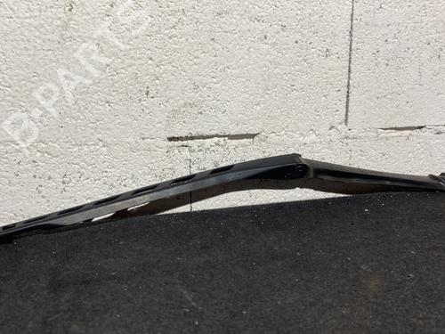 Used Front windshield wiper arm BMW 5 (E60) 530 d (218 hp) 21865892