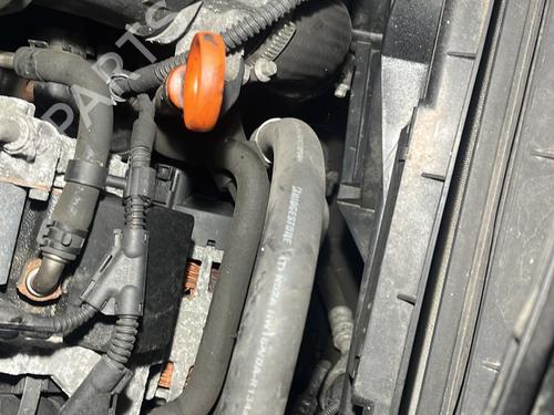 Used Water radiator Water radiator VW TOURAN (1T3) 1.6 TDI (105 hp) 32984349 32984349