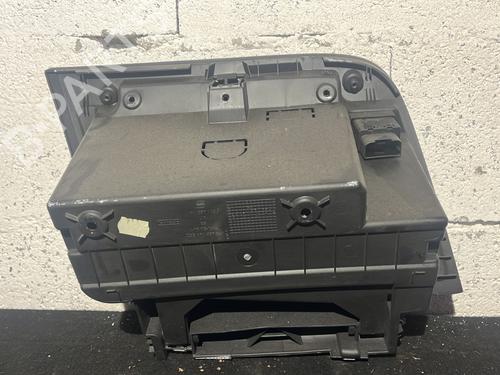 Used Glove box Glove box SEAT LEON (1P1) 1.9 TDI (105 hp) 29865068 29865068