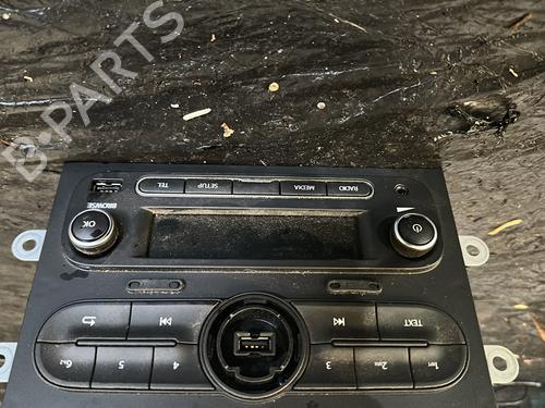 Radio RENAULT TWINGO III (BCM_, BCA_) 1.0 SCe 70 | BP20862979E6 