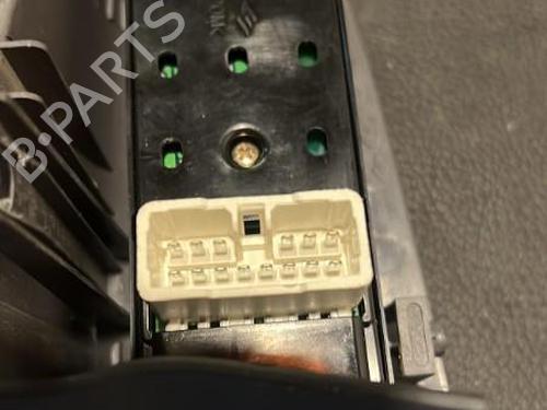 Left front window switch HYUNDAI TUCSON (JM) 2.0 CRDi All-wheel Drive | BP21864202I27 