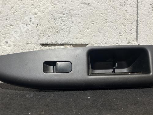 Used Right rear window switch KIA SOUL I (AM) 1.6 CRDi 128 (126 hp) 22519830