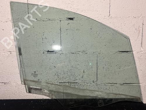 Dør rude højre foran PEUGEOT 2008 I (CU_) 1.2 THP 110 / PureTech 110 (110 hp) 26894343