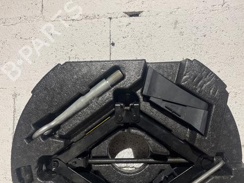 Used Jack Kit Jack Kit 36333807 36333807