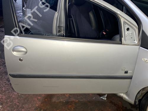 Used Right front door PEUGEOT 107 (PM_, PN_) 1.0 (68 hp) 20978329