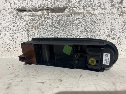left-front-window-switch-vw-golf-vi-5k1-2008-2009-2010-2011-2012-2013-2014-34527352 main image