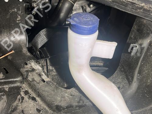 windscreen-washer-tank-fiat-bravo-ii-198_-2006-2007-2008-2009-2010-2011-2012-2013-2014-2015-2016-29477995 main image