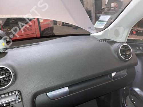 Used Dashboard Dashboard AUDI A3 Sportback (8PA) 1.9 TDI (105 hp) 20867587 20867587