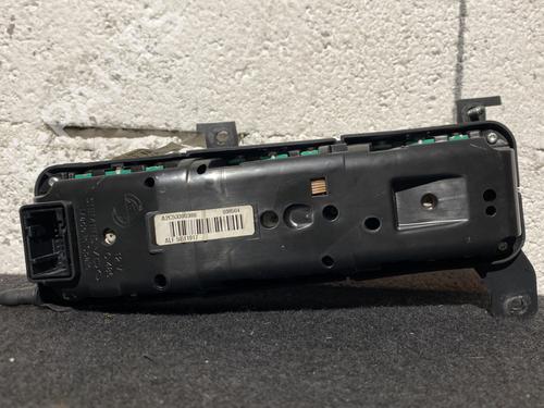 Display Display ALFA ROMEO 159 (939_) 1.9 JTDM 16V (939AXC1B, 939AXC12) (150 hp) 20864952 20864952