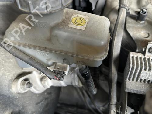 Used Brake master cylinder SUZUKI GRAND VITARA II (JT, TE, TD) 1.9 DDiS All-wheel Drive (JT419, TD44, JB419WD, JB419XD,... (129 hp) 20860093