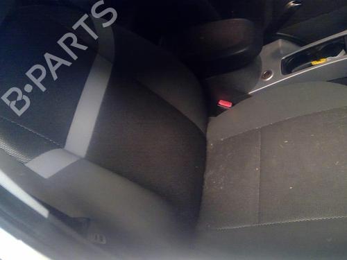 Used Right front seat FORD KUGA I 2.0 TDCi (140 hp) 20863696