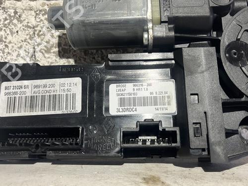 Used Left front window motor Left front window motor RENAULT MEGANE III Grandtour (KZ0/1) 1.6 dCi (KZ00, KZ12, KZ13) (130 hp) 33453455 33453455