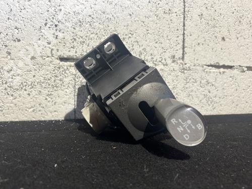 Used Gear lever TOYOTA PRIUS Liftback (_W2_) 1.5 Hybrid (NHW20_, NHW20R) (112 hp) 28515735